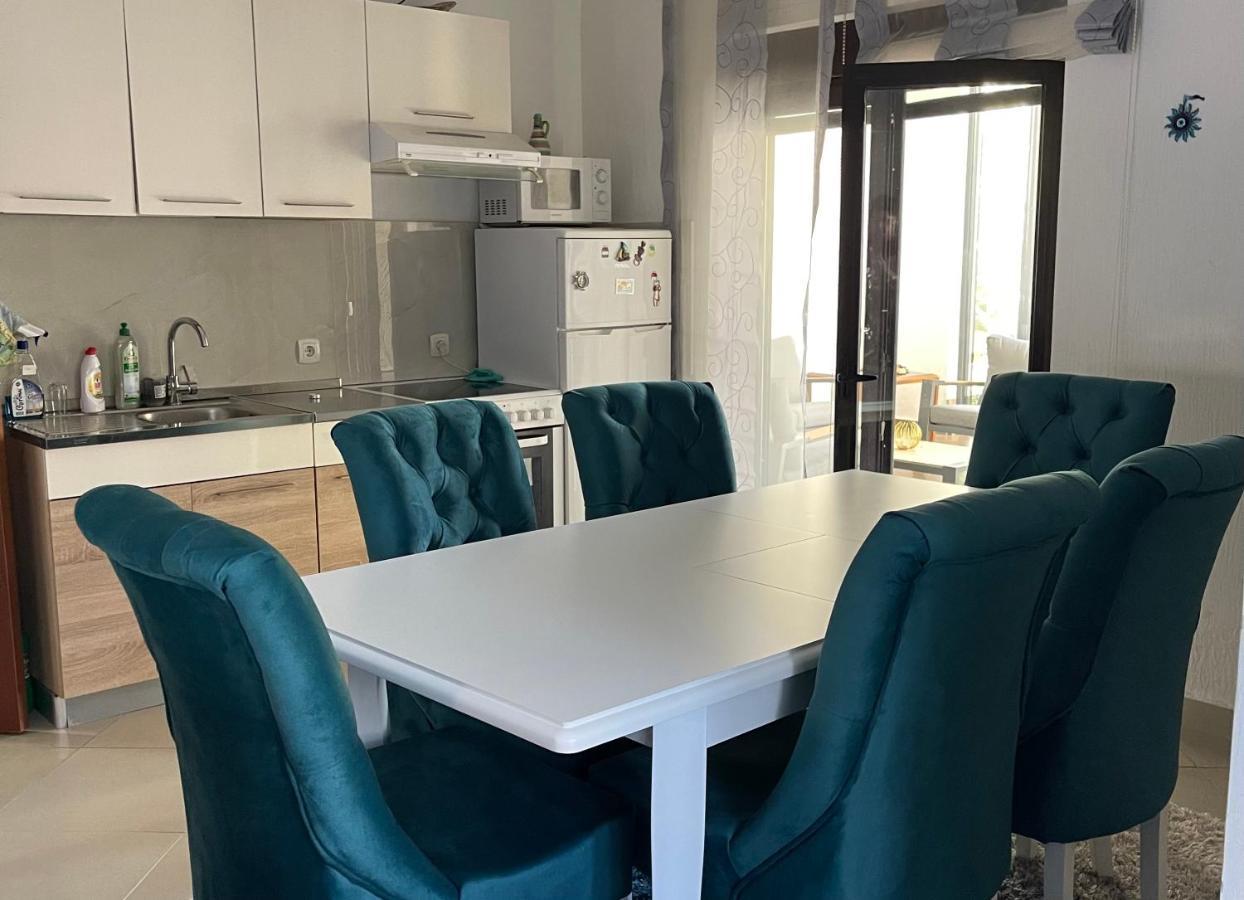 3 Bedroom Apartment With Pool Celuga Buitenkant foto