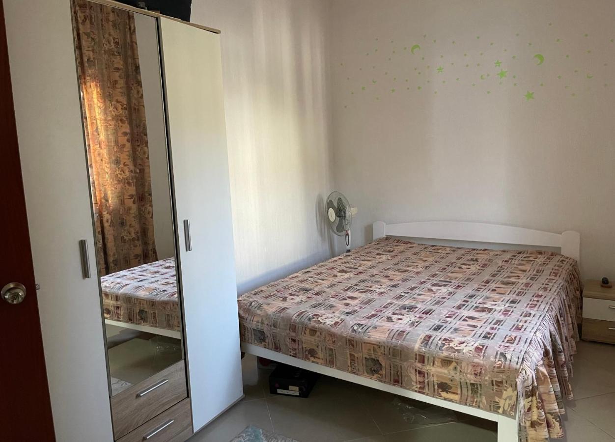 3 Bedroom Apartment With Pool Celuga Buitenkant foto