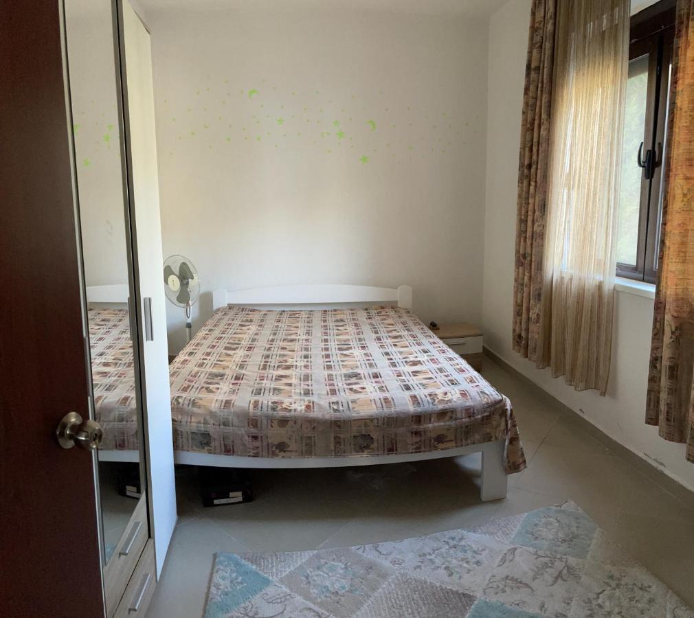 3 Bedroom Apartment With Pool Celuga Buitenkant foto