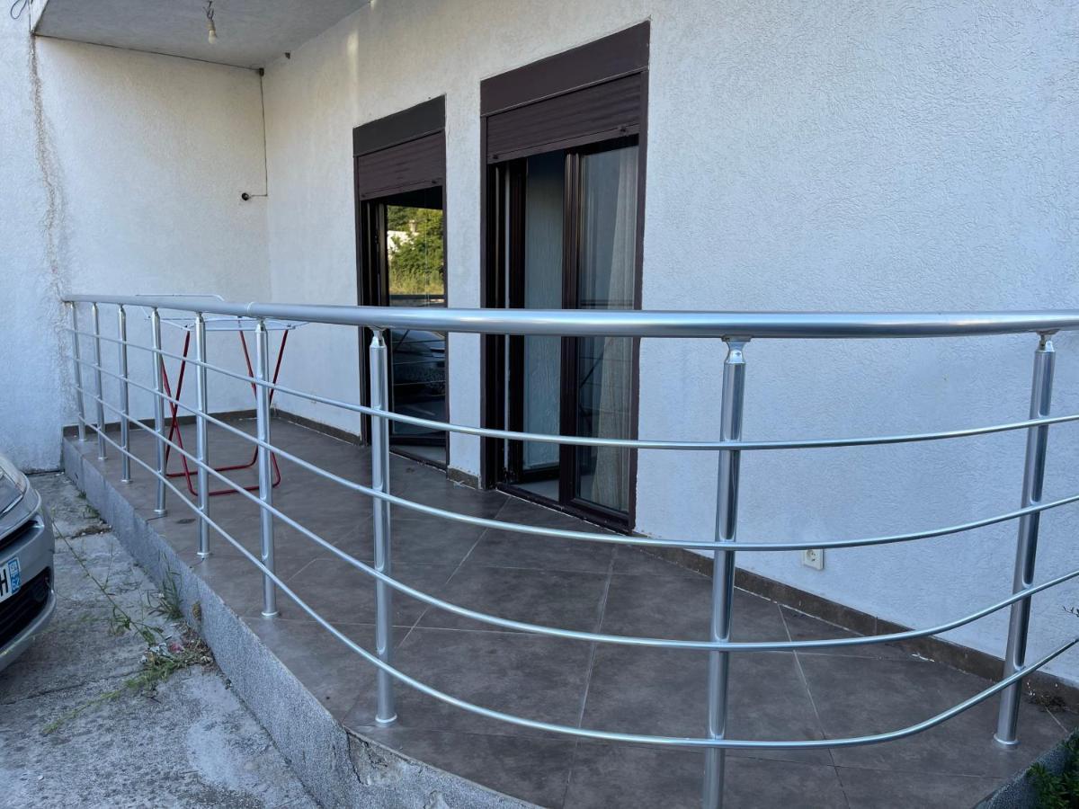 3 Bedroom Apartment With Pool Celuga Buitenkant foto