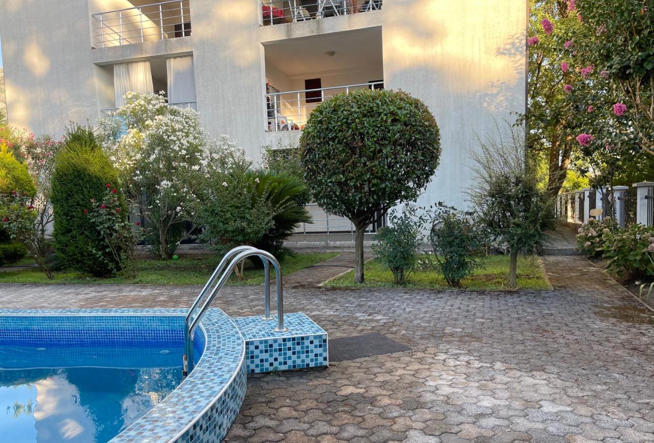 3 Bedroom Apartment With Pool Celuga Buitenkant foto